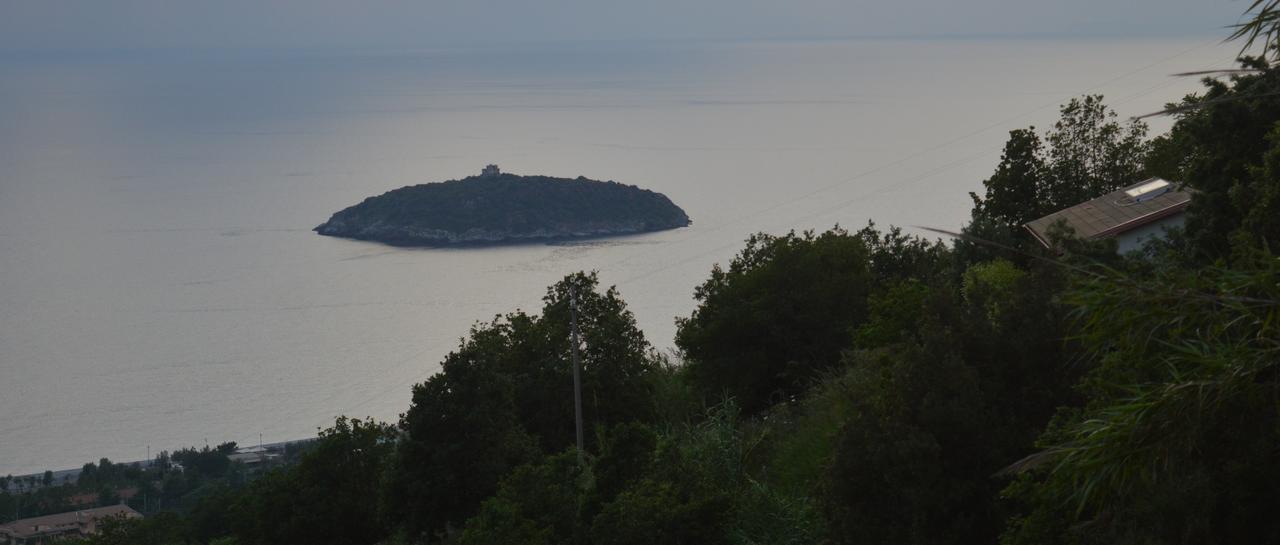 Hotel La Cometa Diamante Kültér fotó